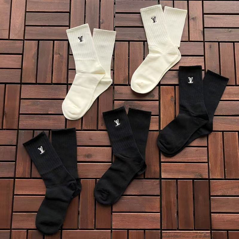 L Socks · 2