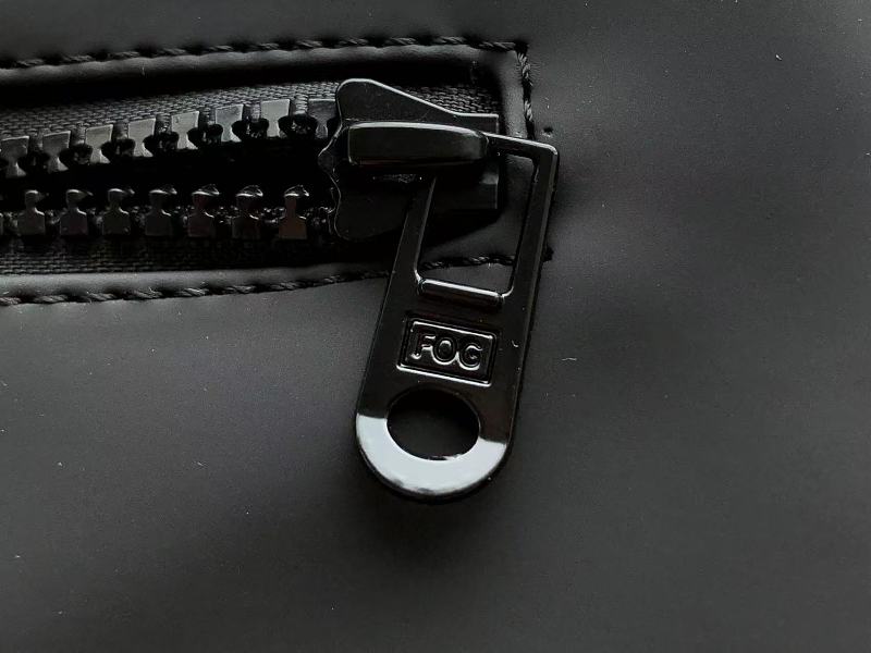Essentials Bag 12