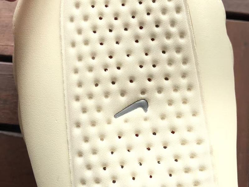 Nike Slippers 10