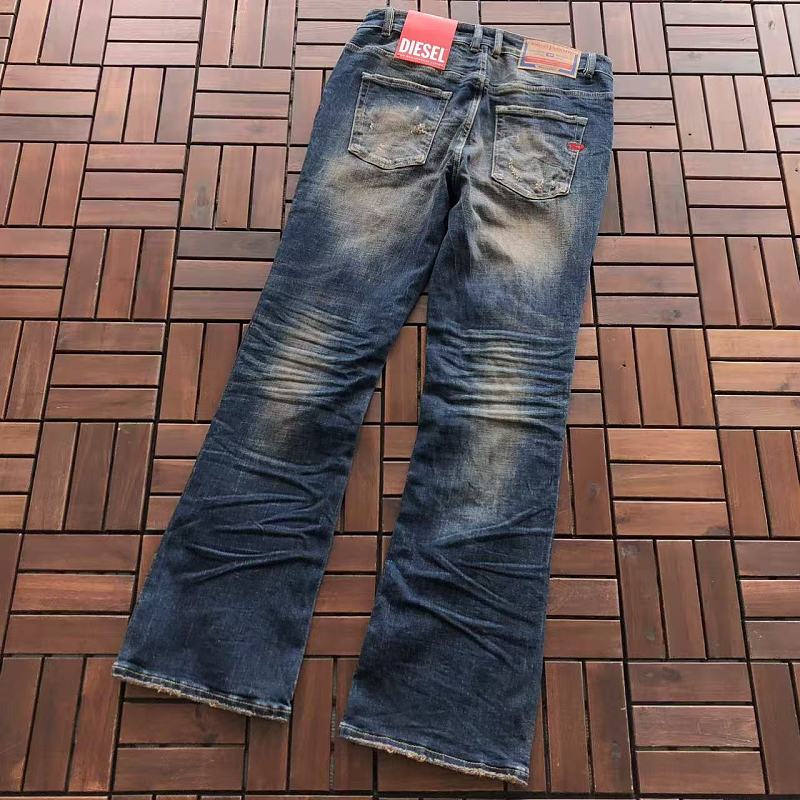 D E E Jeans · 3