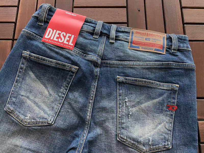D E E Jeans · 6
