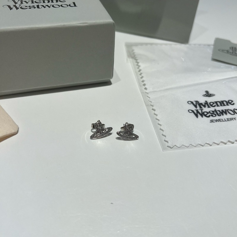 Vivienne Westwood Jewelry 8