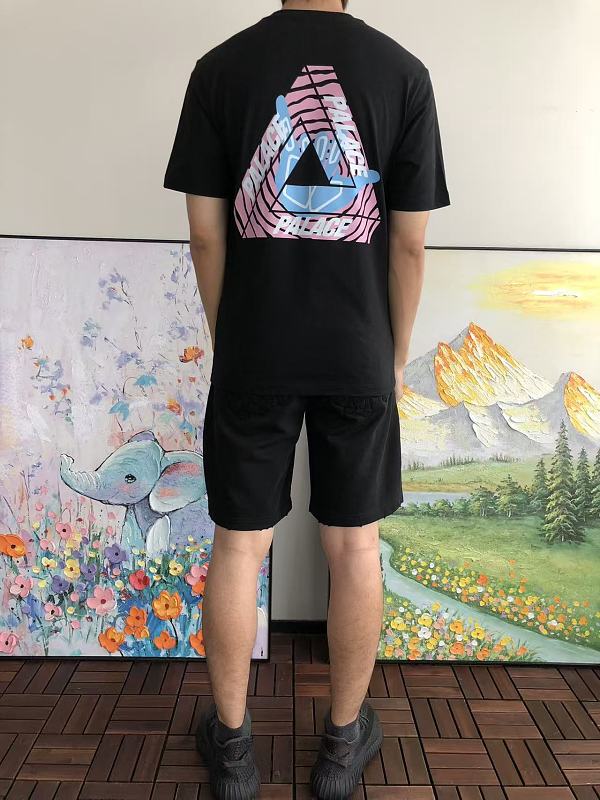 P La E T-shirt · 4