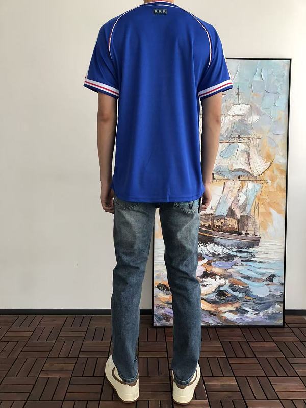 Football T-shirt · 3