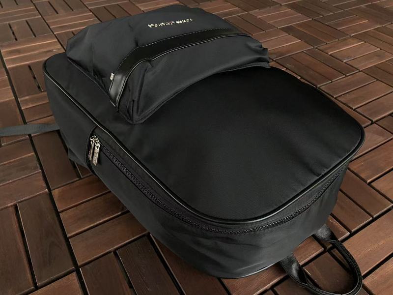 T H R Bag 12
