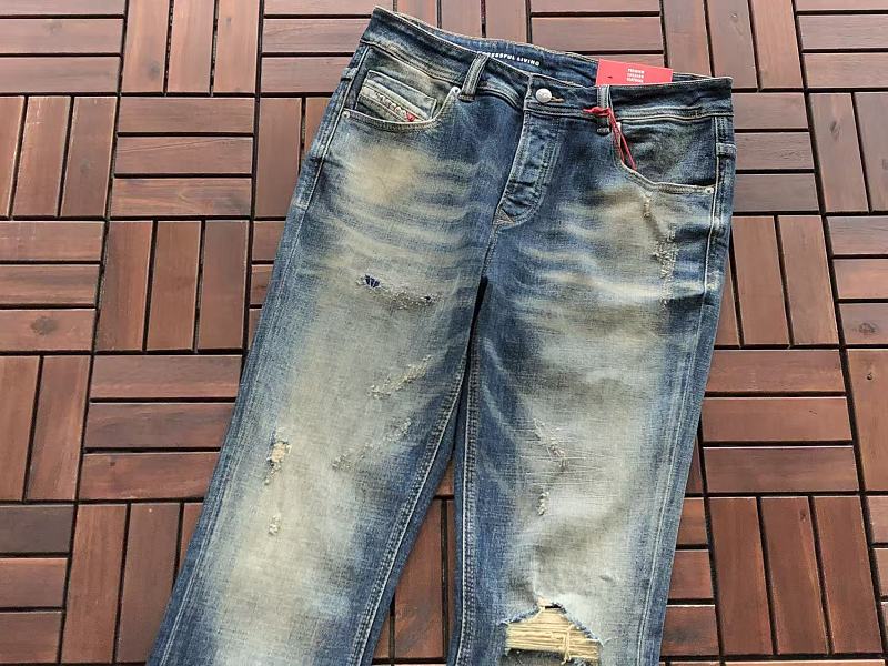 D E E Jeans · 5