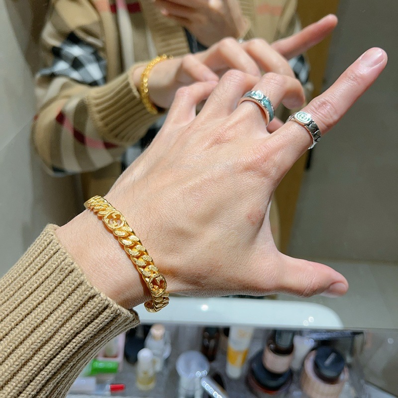 G C I Jewelry · 3