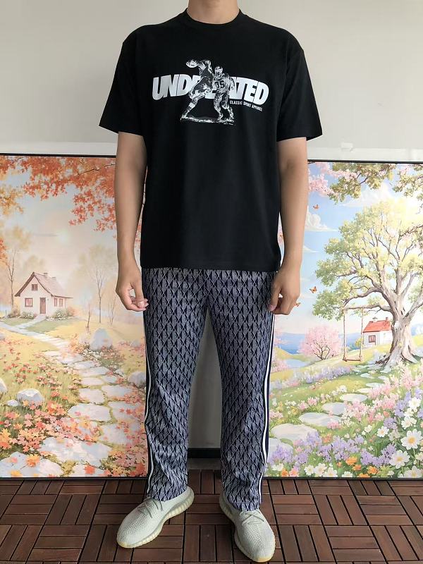 Undefeated T-shirt · 3