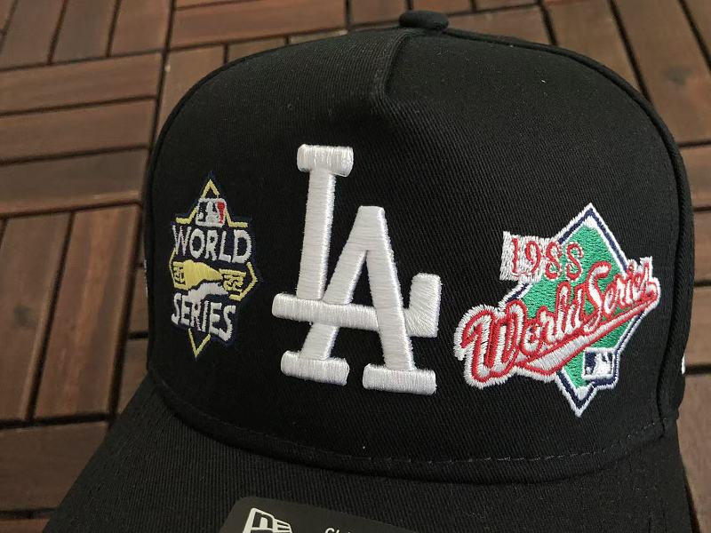 Mlb & N W E A Cap · 6
