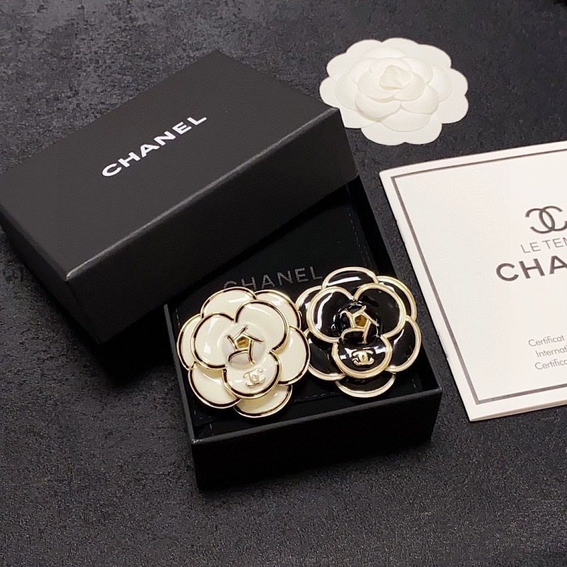 C A E Jewelry · 4