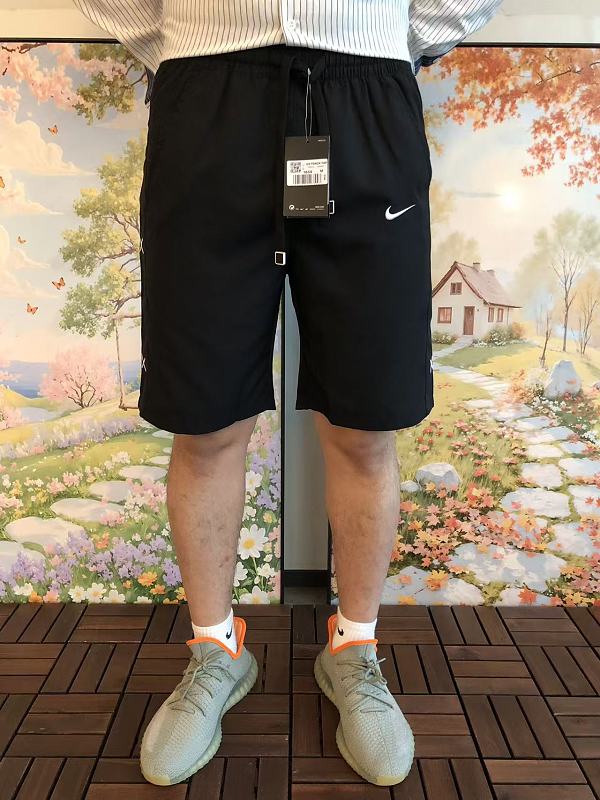 Nike Shorts · 3