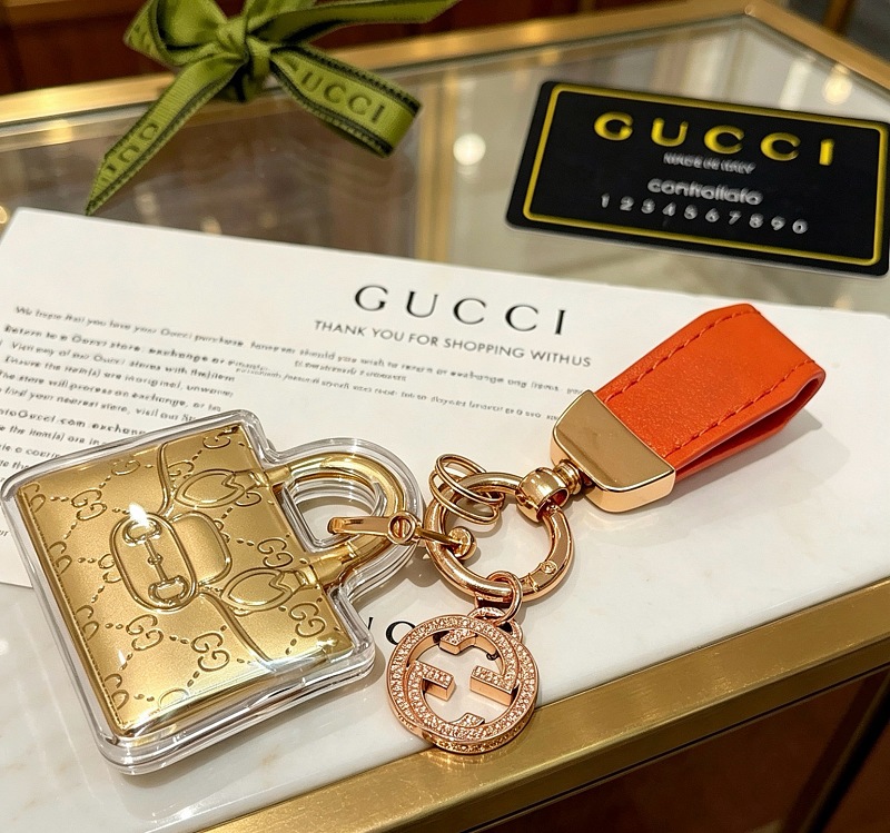G C I Jewelry · 3