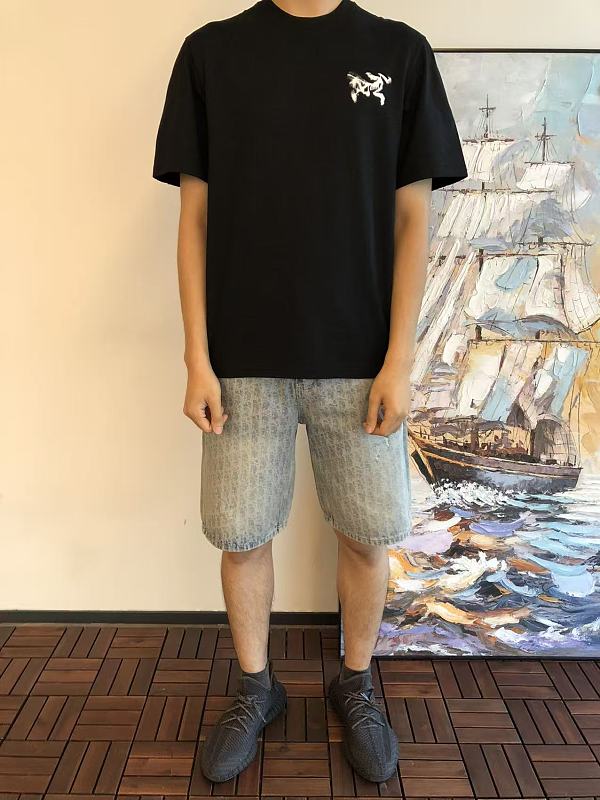 A T Yx T-shirt · 3