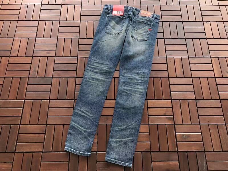 D E E Jeans · 4