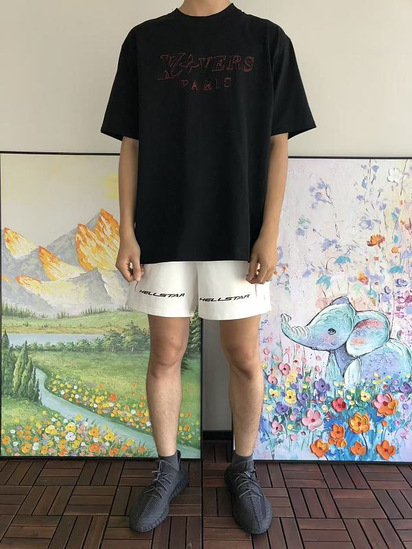 L T-shirt · 3
