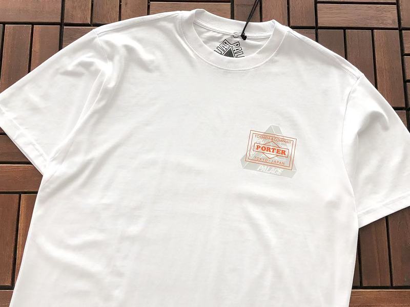 P La E T-shirt 9