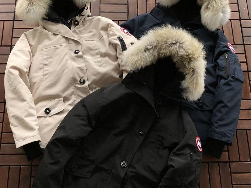 C N A G Ee Down Jacket · 5