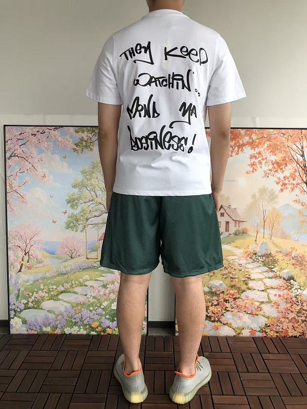 Fashion T-shirt · 5
