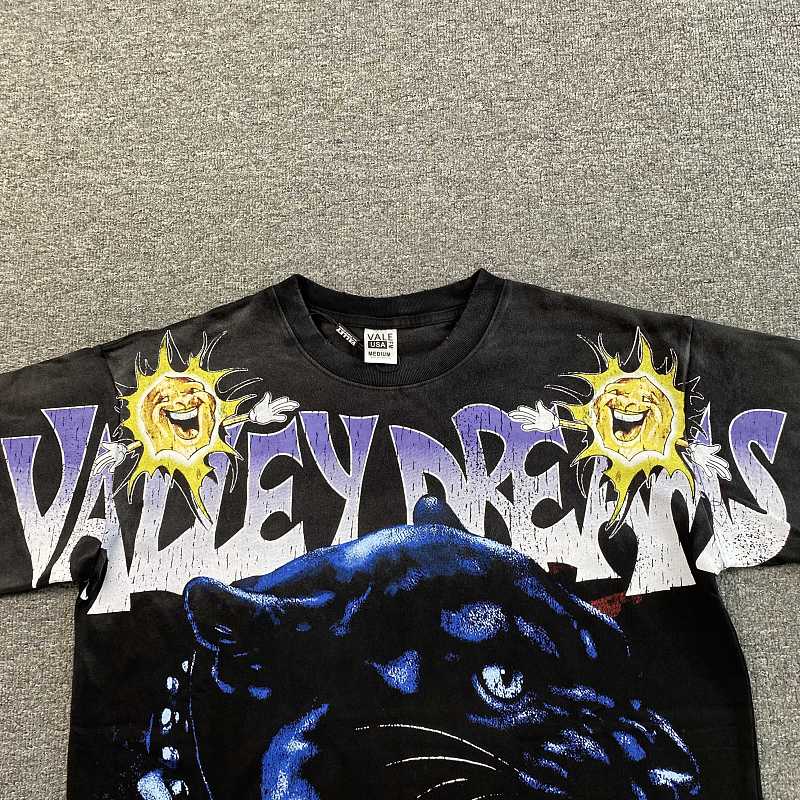 Valley T-shirt · 5