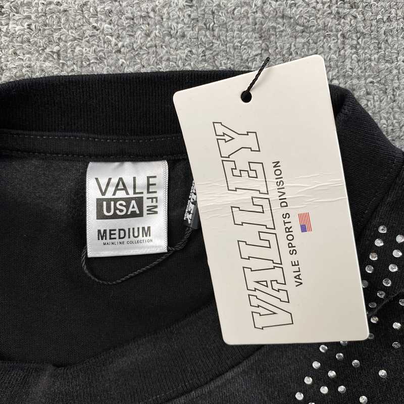 Valley T-shirt · 4