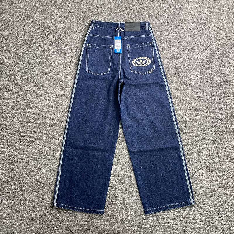 Adidas Jeans 11