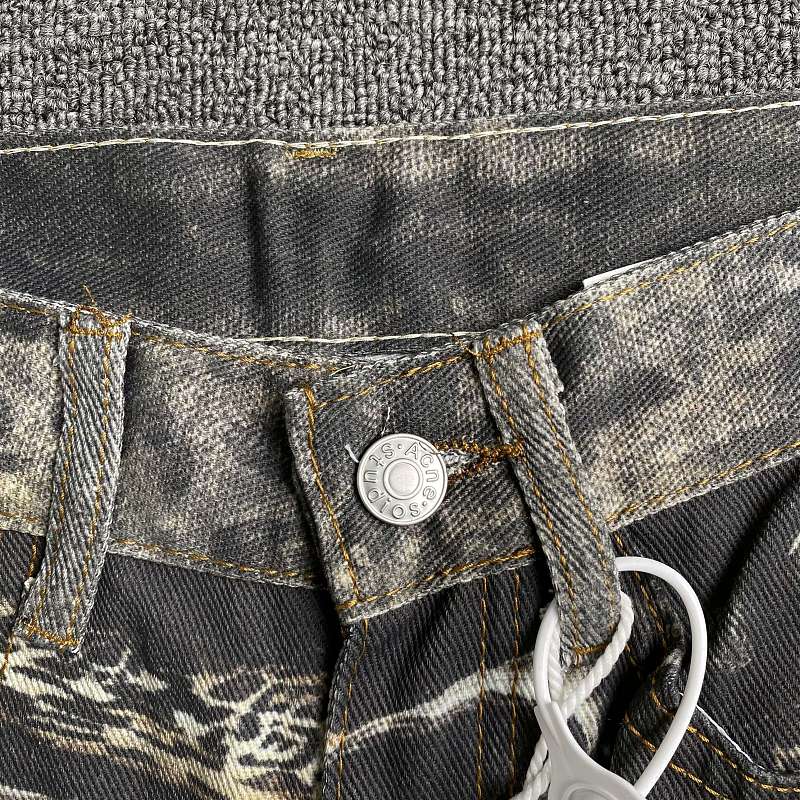 Acne Jeans · 5