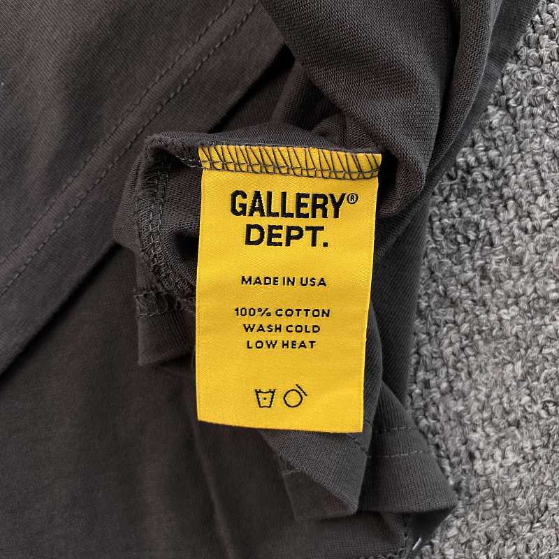 Gallery Dept. T-shirt 3