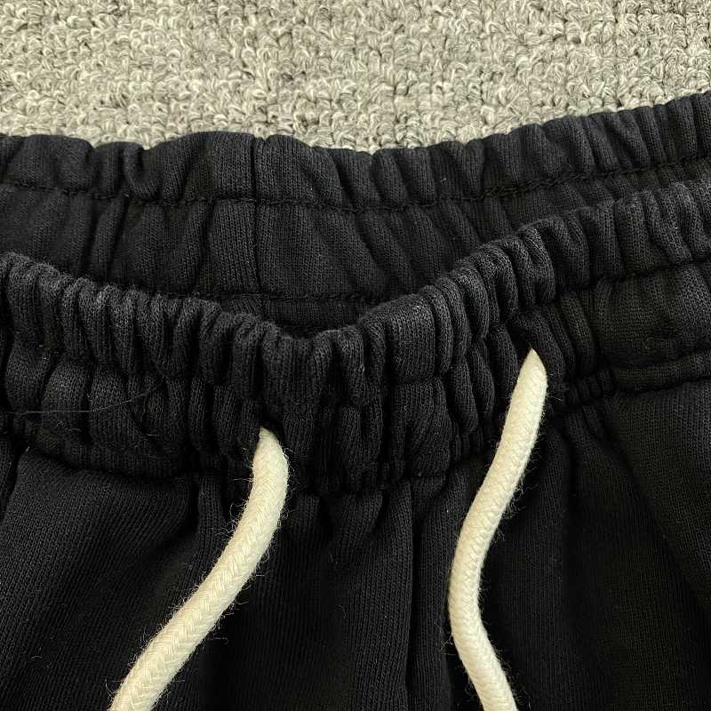 Hellstar Shorts · 5
