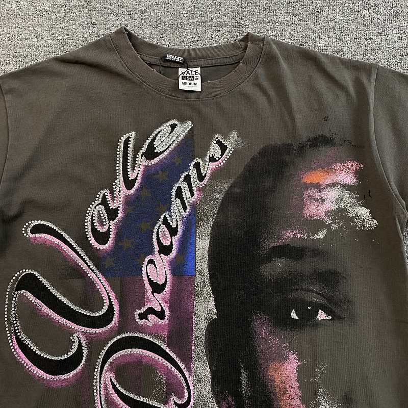Valley T-shirt · 4