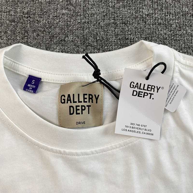 Gallery Dept. T-shirt 10