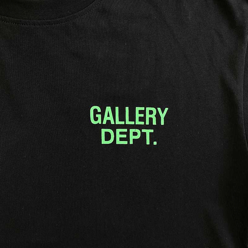 Gallery Dept. T-shirt 5