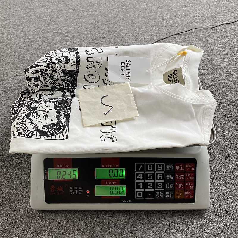Gallery Dept. T-shirt 10