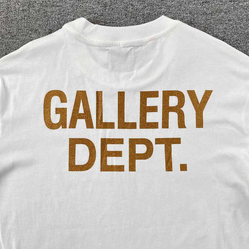Gallery Dept. T-shirt 3