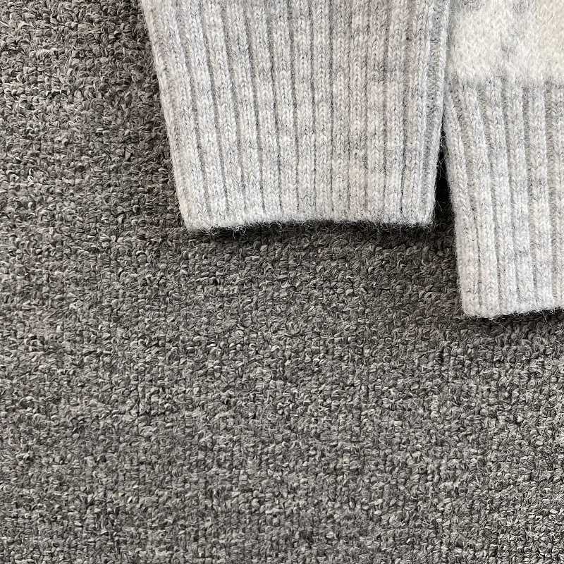 Mertra Sweater · 5