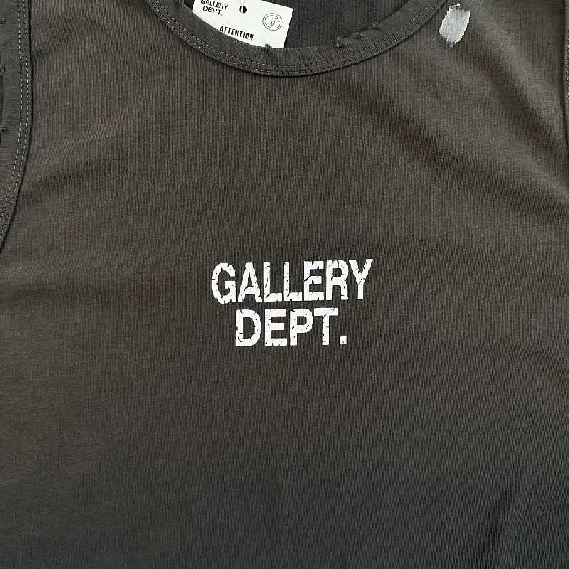 Gallery Dept. T-shirt 9