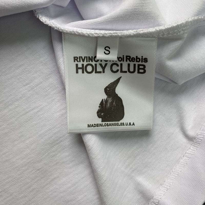 T-shirt · 4