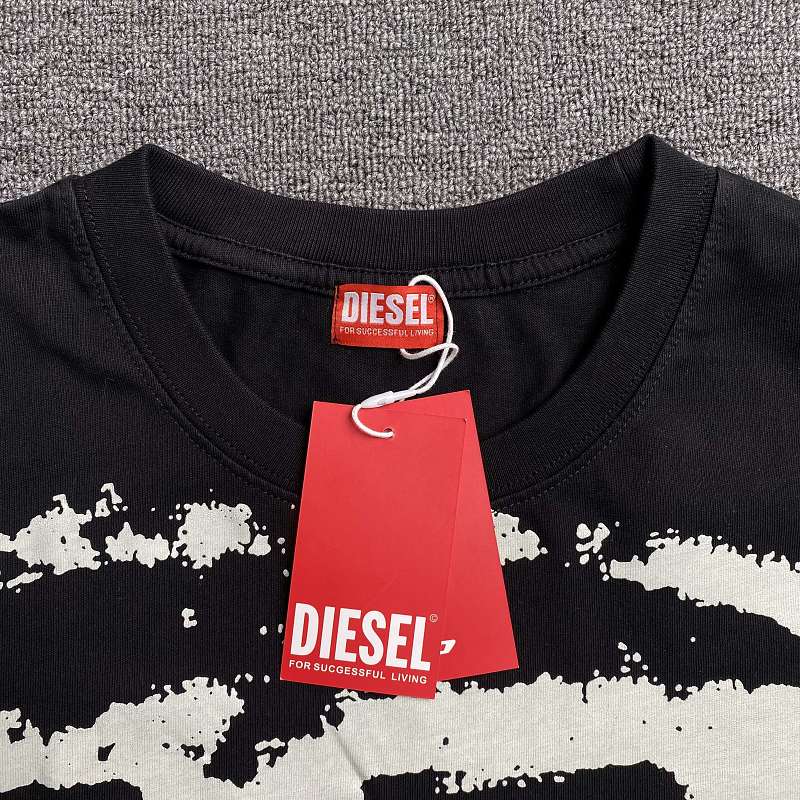 Diesel T-shirt · 4
