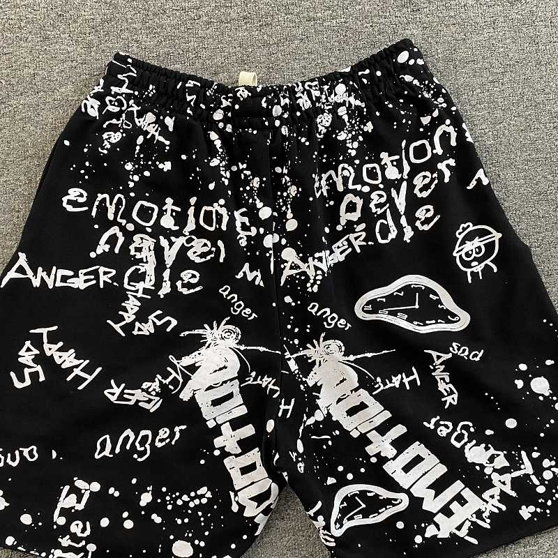 Me Mixed Emotion Shorts · 4
