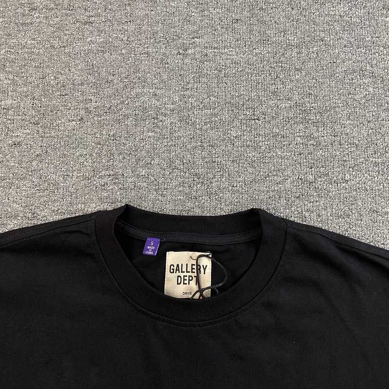 Gallery Dept. T-shirt 6