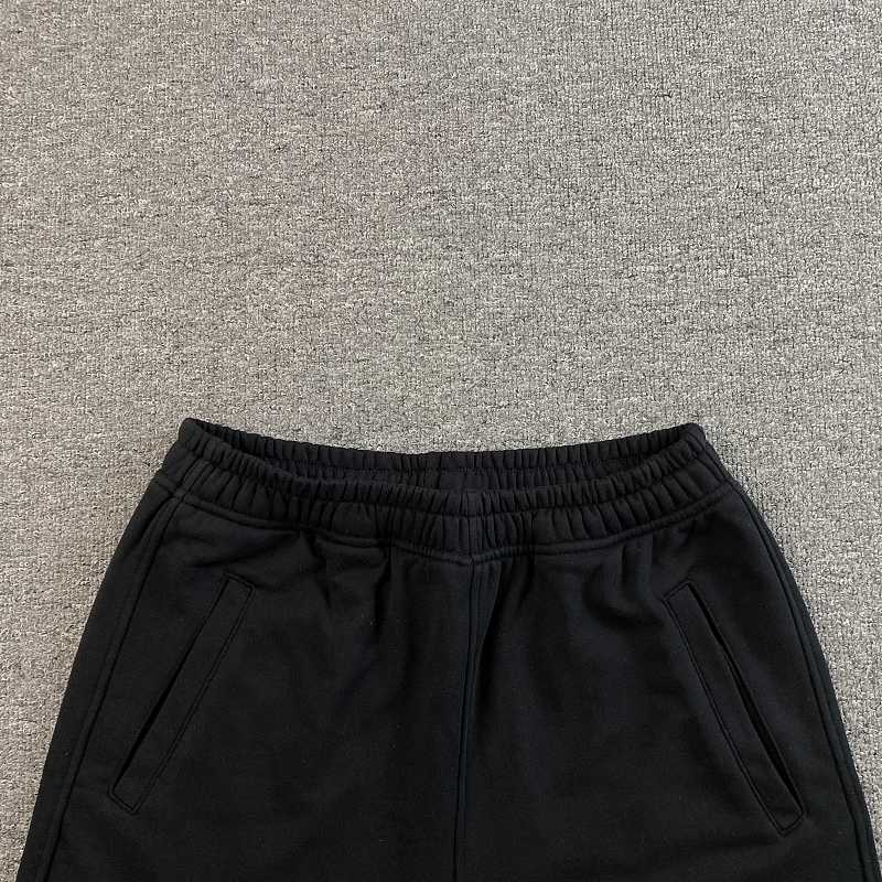 MM6 Maison Margiela Shorts · 4