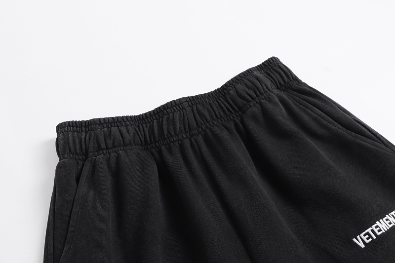 M30857-70E · 4