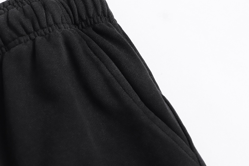 M30857-70E · 5