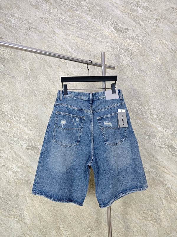 M31908-67E · 3