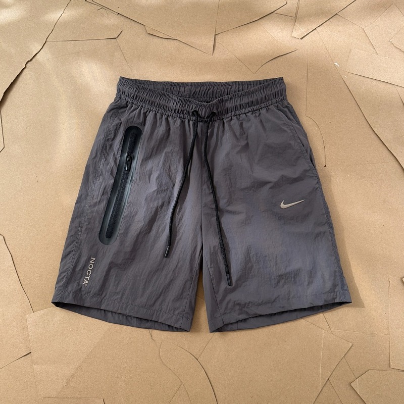 M30828-68E · 4