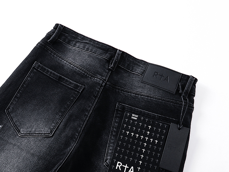 M32402-151E · 6