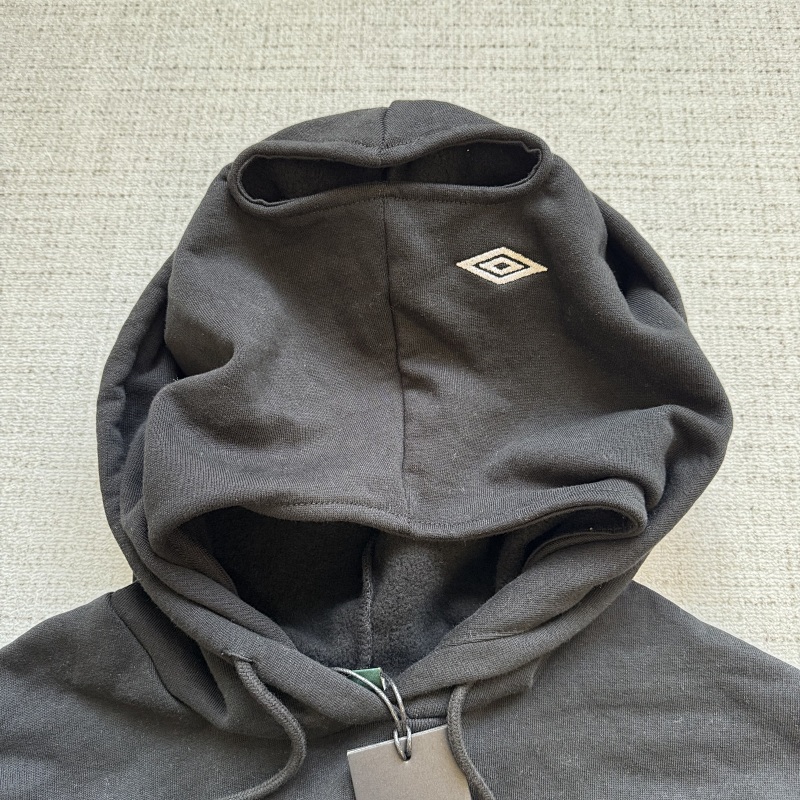 120￥ Umbro Mask Hoodie 11