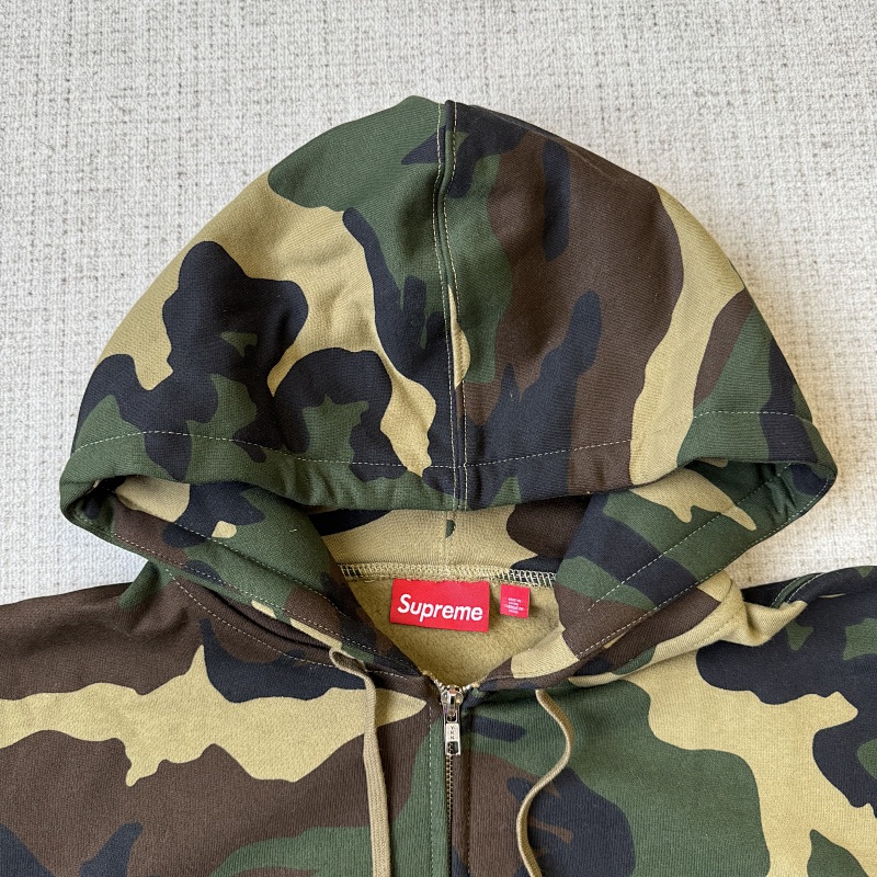 Supreme Big Logo Hoodie 11