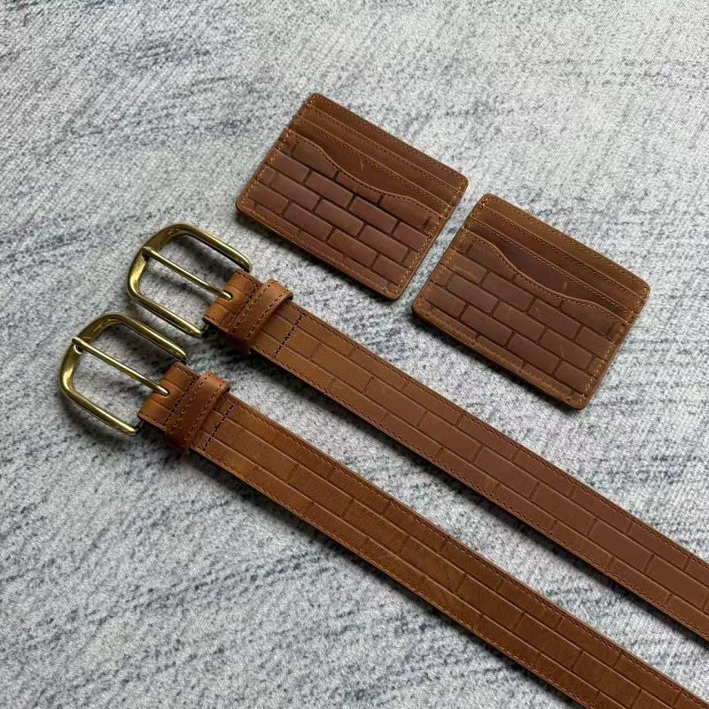 E*periment 5 Brick Cardholder 7