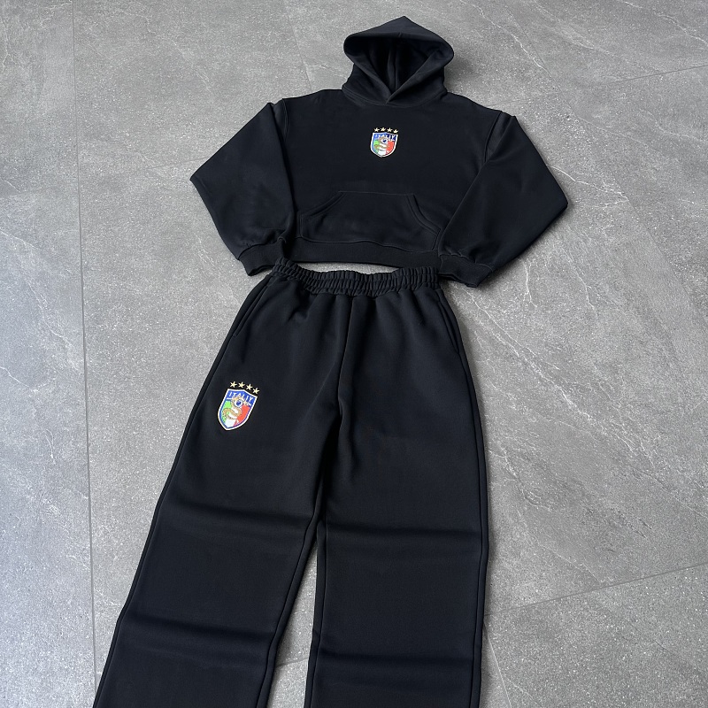 Heavyweight Crest Tracksuit - Italy Exclusive 3