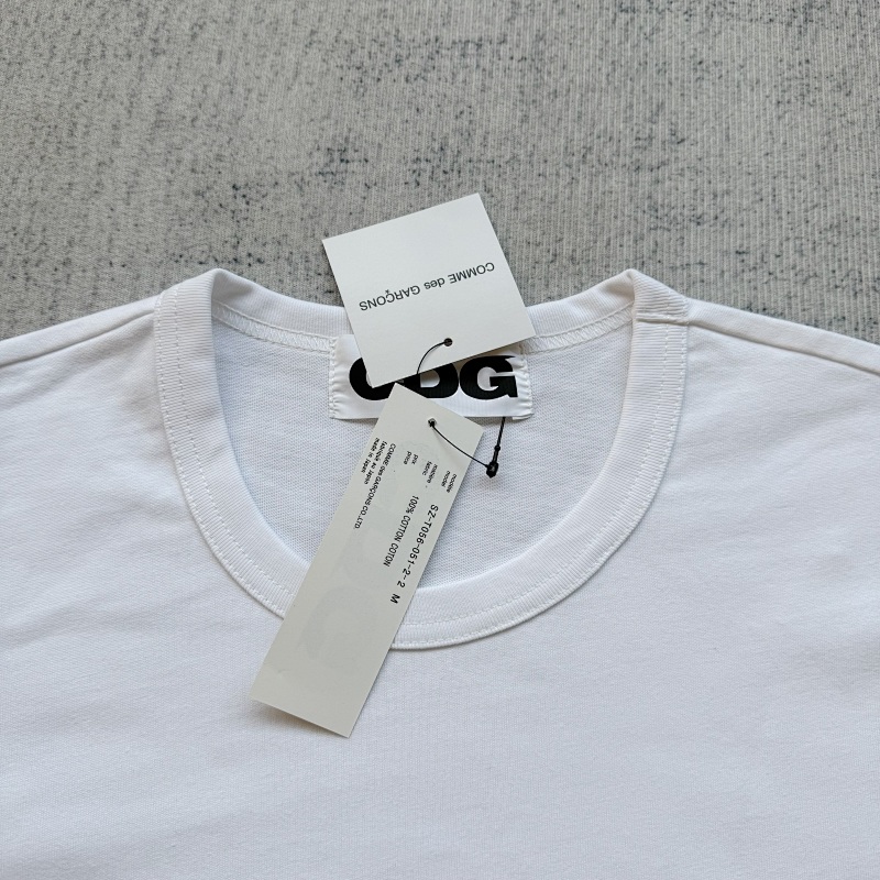 Comme des Garcons Small Logo T-shirt 7